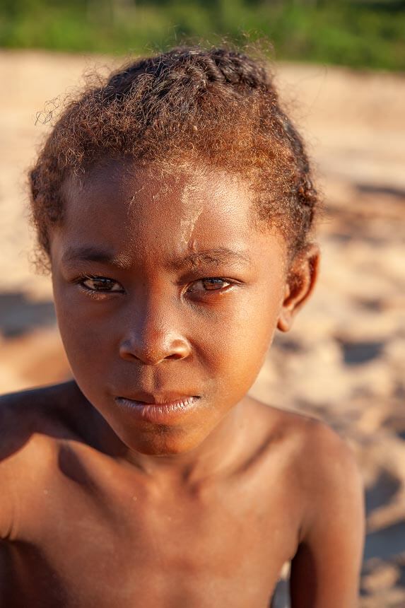 Portrait jeune fille Exposition Photos Madagascar Nantes