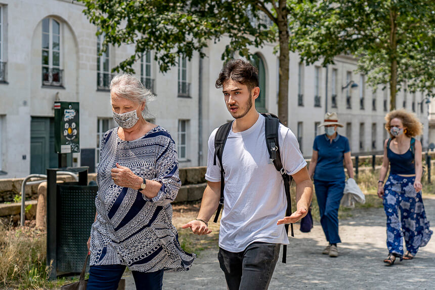 Reportage événement artistique plein air Slam Poetry Nantes