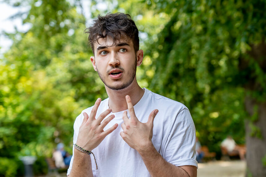 Reportage portrait événementiel plein air Slam Poetry Nantes