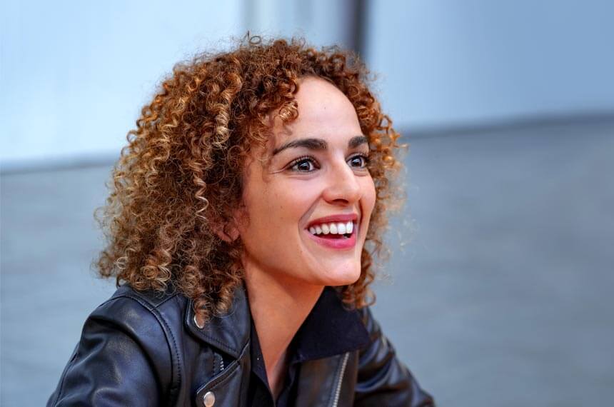 Portrait auteure journaliste Leïla Slimani